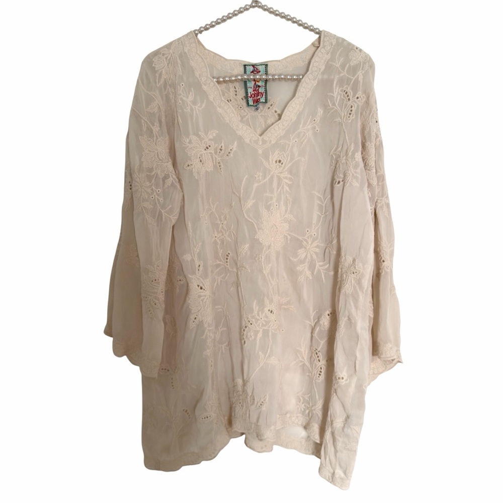 Johnny Was Ivory Floral Embroidered Blouse